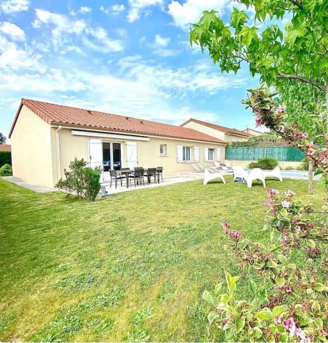 La Balneaire Maison De Standing Tout Confort Boisseuil Εξωτερικό φωτογραφία